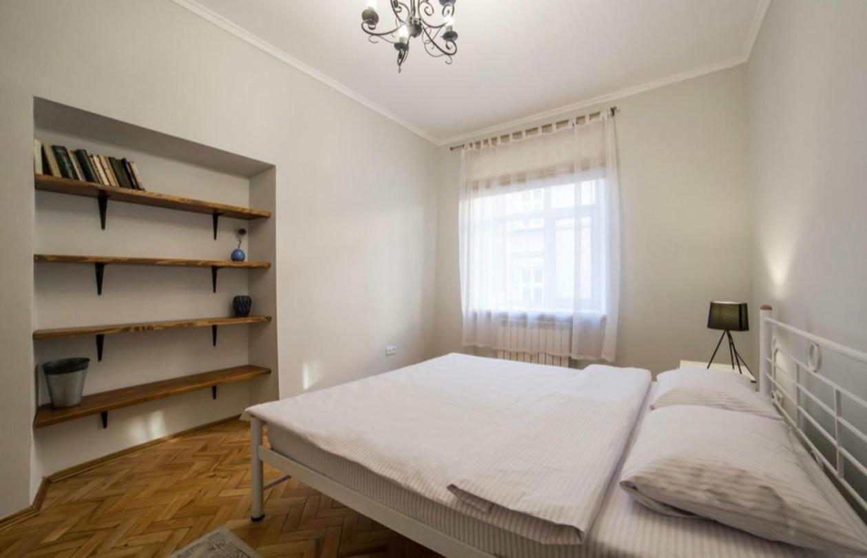 Vidfort Вірменська Lviv Kültér fotó